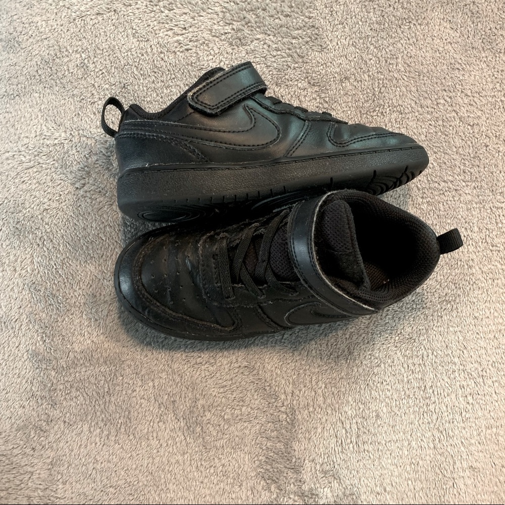 Boys Nike Court Borough Low 2